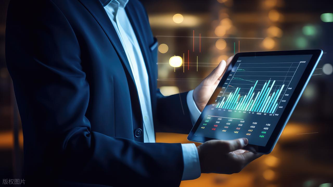 五万本金散户困境_五万本金投资策略_大盘5日均线上穿过20日30日均线