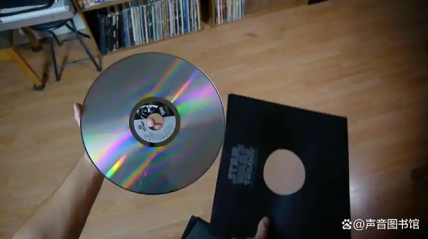 开盘磁带录音机_CD发展历史_LD与CD的区别