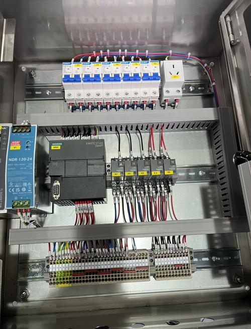 一次线配线工艺_电器元件装配工艺_小母线端子