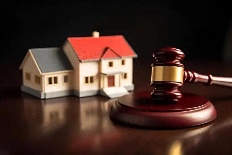 上海土拍收官创新高,多宗地块溢价率惊人,开发商抢地大战激烈