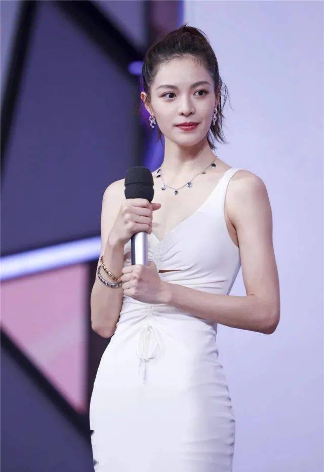 美人肩标准_美人肩自测方法_美人肩形态图解